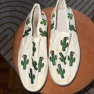 Cactus Embroidered Canvas Slip-Ons